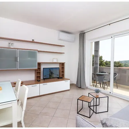 Apartment M&z