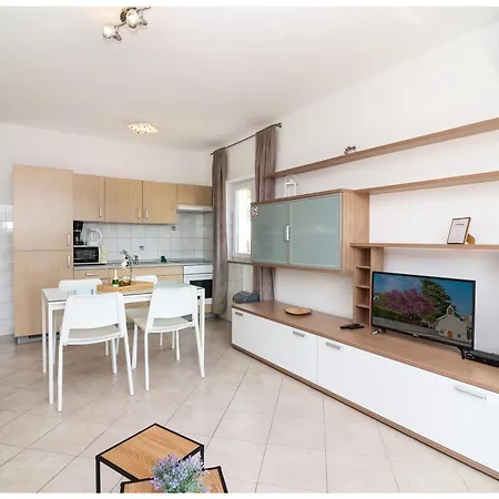 M&z Apartment