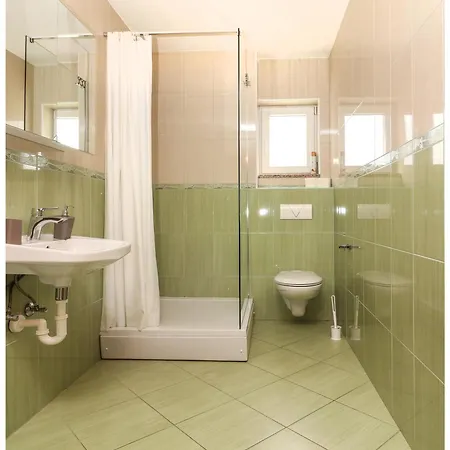 Apartment M&z *