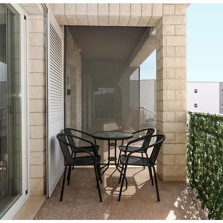 Apartment M&z