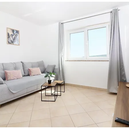 M&z Apartment Primosten