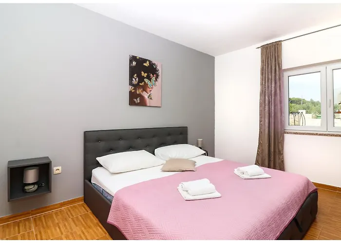 M&z Apartamento Primošten